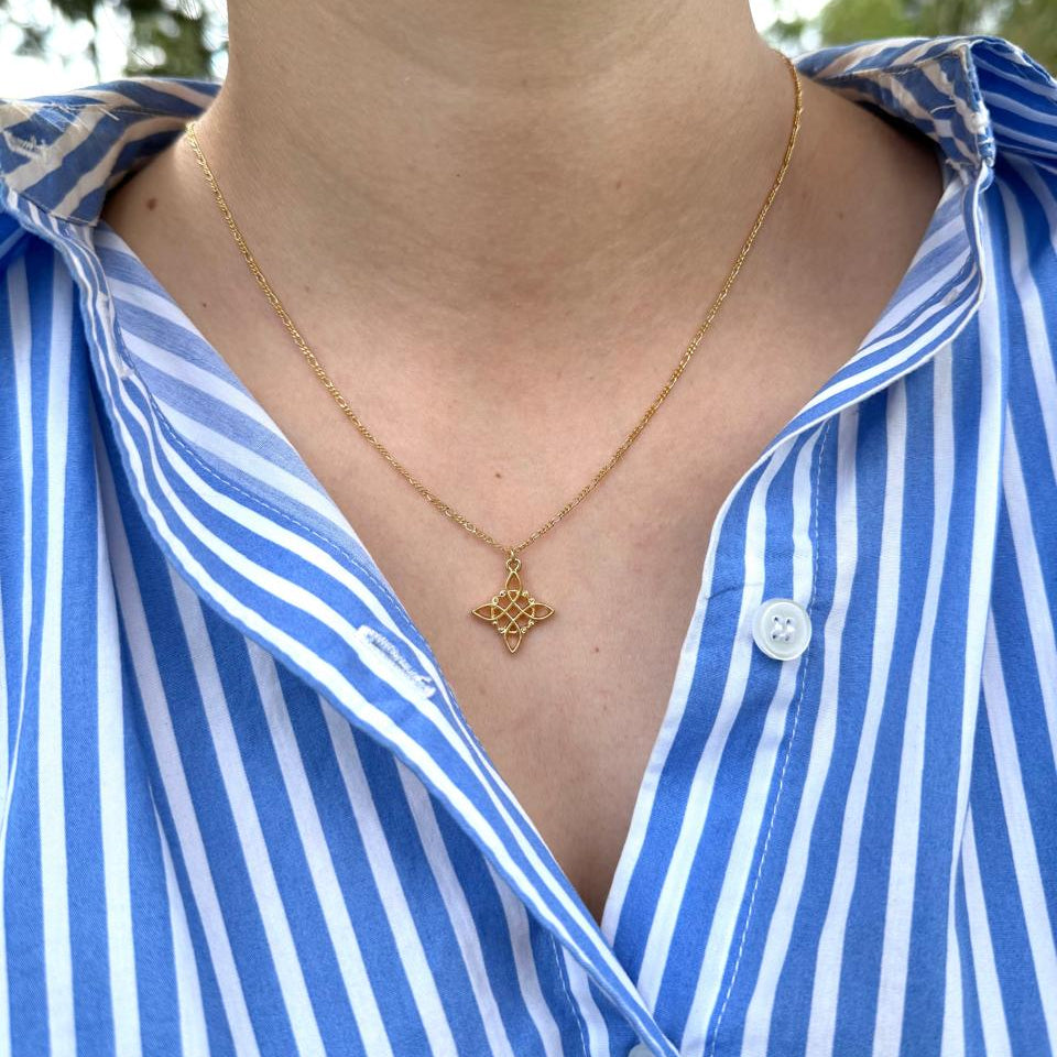 Collar Nudo de Bruja