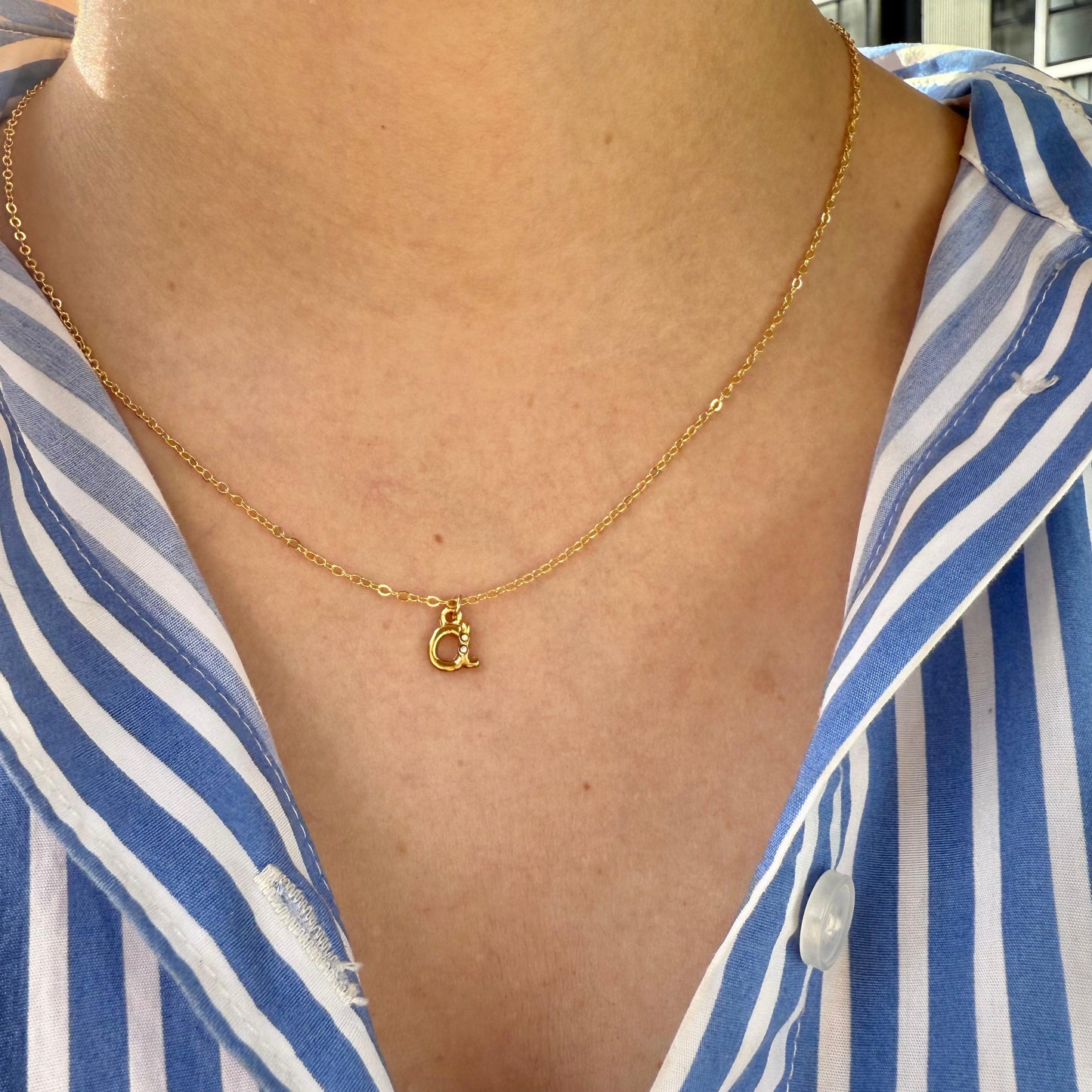 Collar Inicial con Cristal
