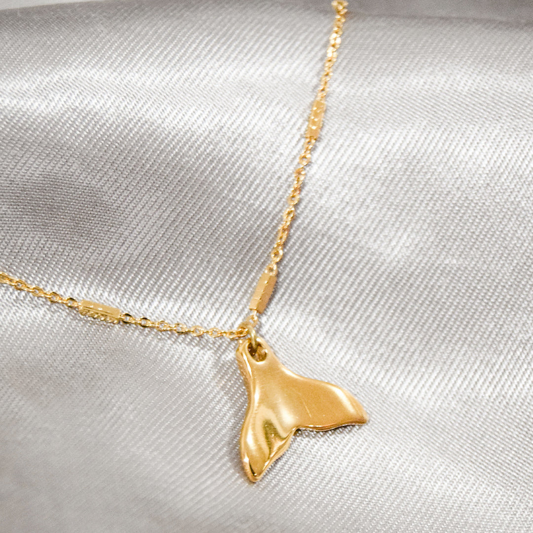 Collar Cola de Ballena